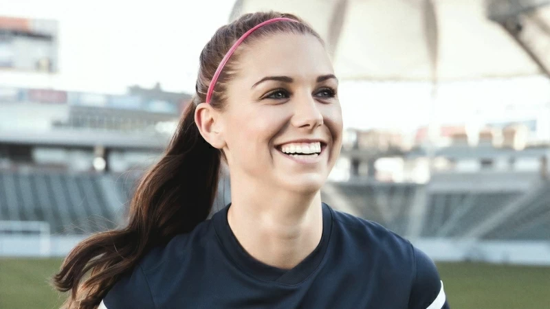 Alex Morgan Soccer Player Wallpaper