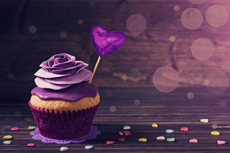 Roses Cupcake Wallpaper