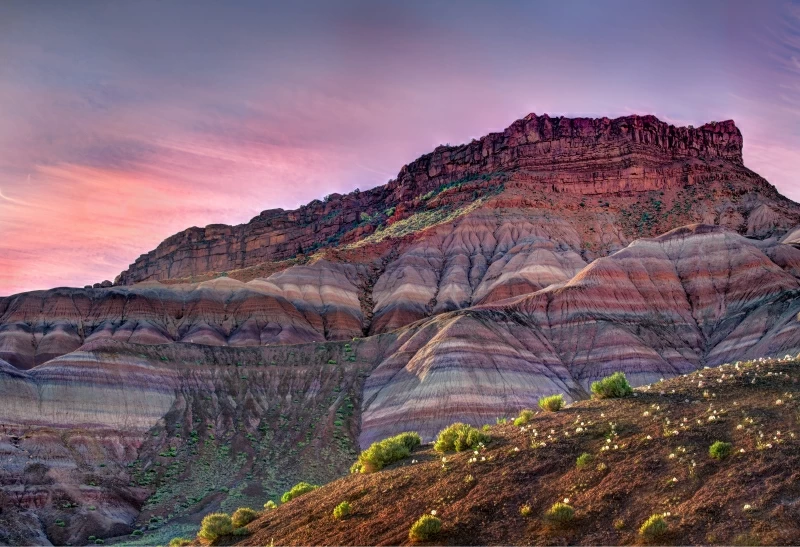 Sunrise At The Ghost Town Of Old Paria Wallpaper