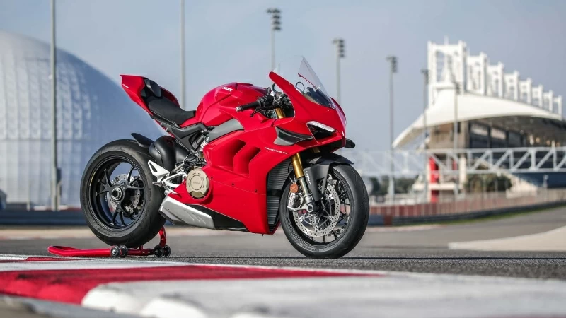 2020 Ducati Panigale V4 S Wallpaper