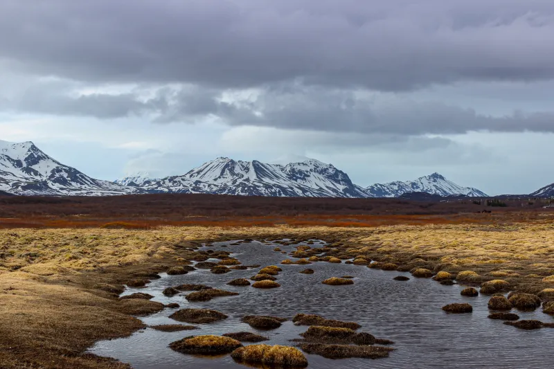 Iceland Brown Gray Mountains 4k Wallpaper