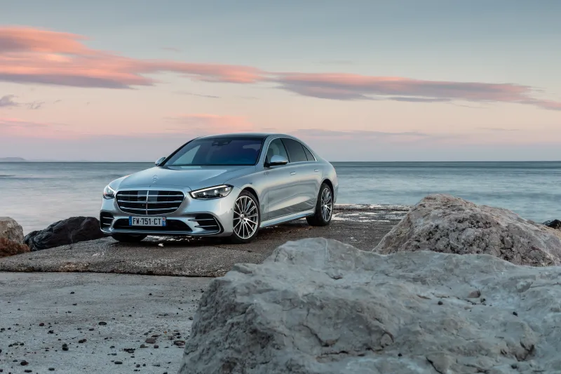 Mercedes Benz S 350 D AMG Line 2021 Wallpaper