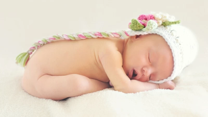 Sleeping Baby 4K HD Wallpaper