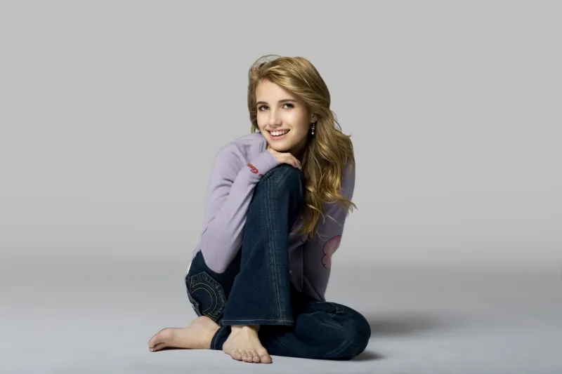 Emma Roberts Young Wallpaper