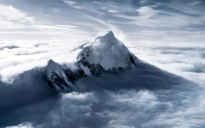 Everest Wallpaper