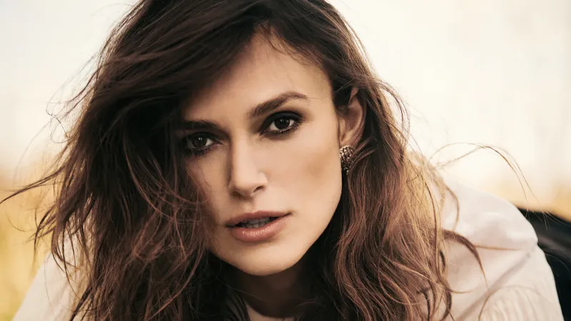 Keira Knightley Boo George For Harpers Bazaar 4k Wallpaper