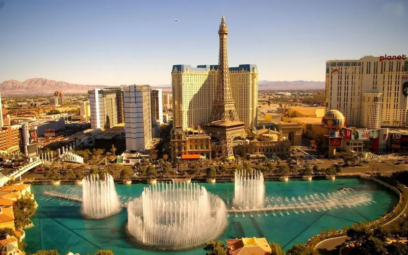 Las Vegas Fountains Wallpaper