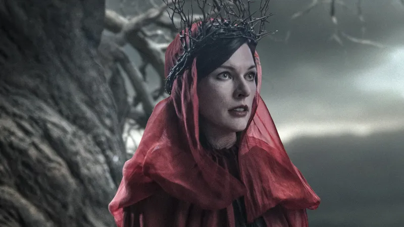 Milla Jovovich As Nimue The Blood Queen Wallpaper