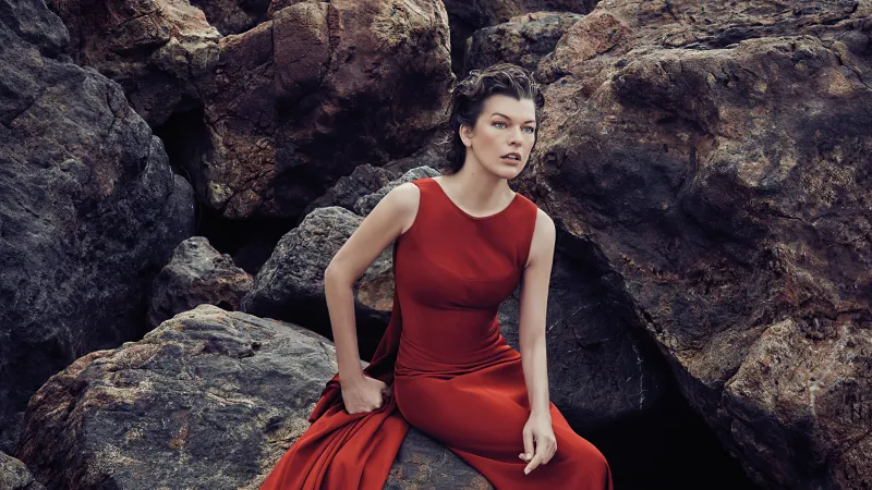 Milla Jovovich Harpers Bazaar Spain Wallpaper