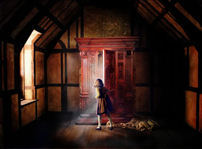 Narnia Door Wallpaper