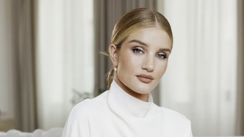 Rosie Huntington Whiteley 2019 4k Wallpaper