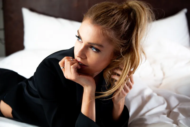 Stella Maxwell Model 2019 Wallpaper