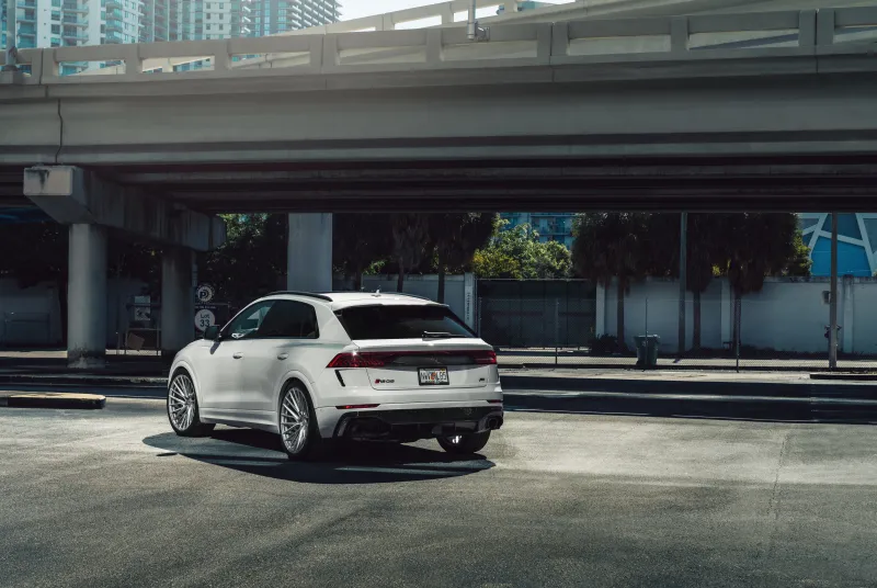 Vossen Audi RSQ8 8k Wallpaper