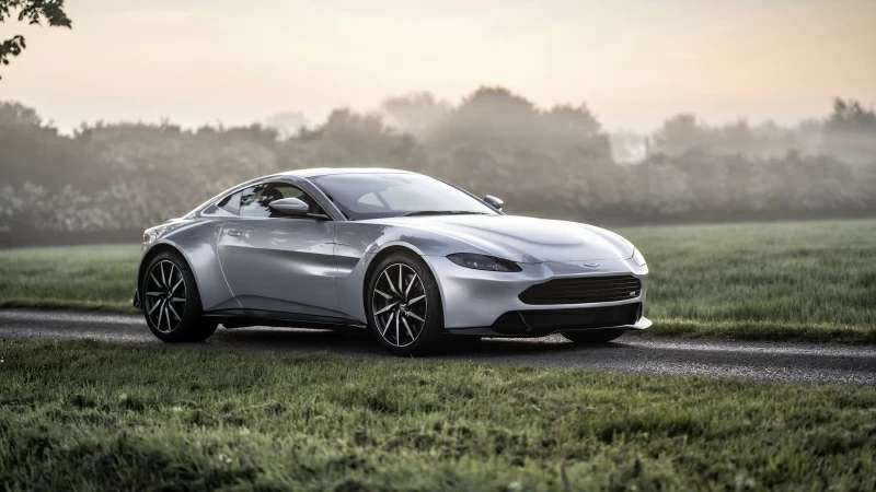 Revenant Automotive Aston Martin Vantage 2020 4K 5K HD Wallpaper