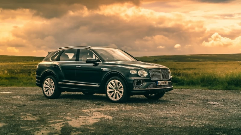 Bentley Bentayga V8 2020 4K 5K HD Wallpaper