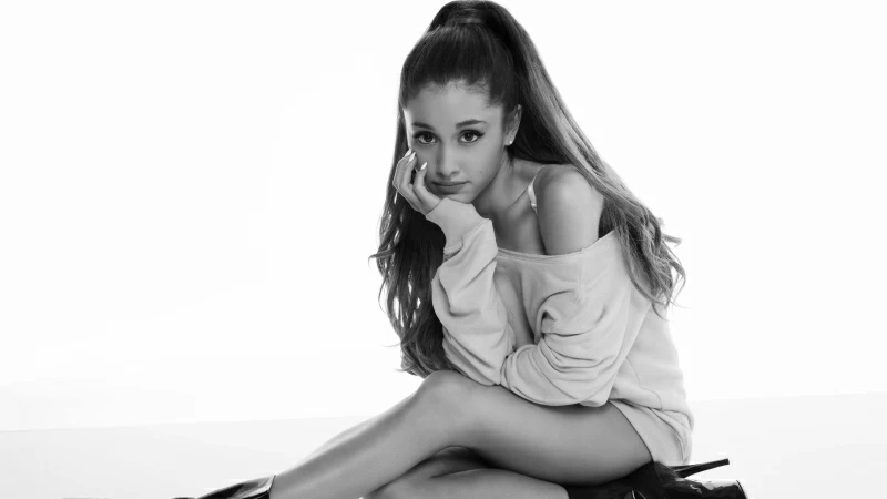 Ariana Grande 23 4K 8K HD Celebrities Wallpaper