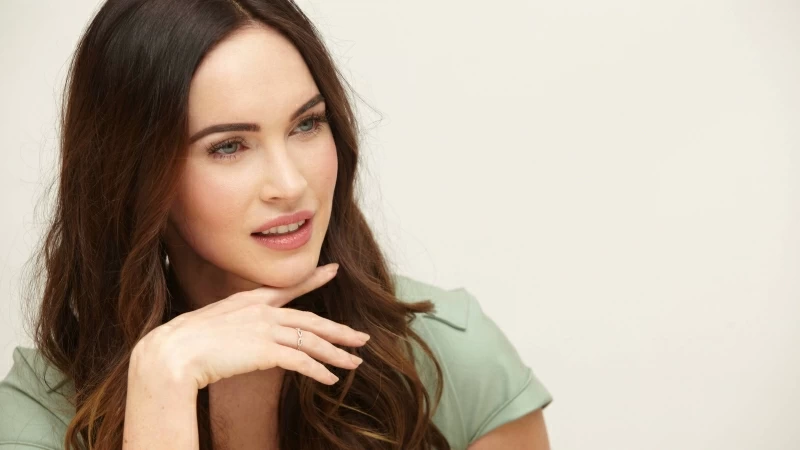 Megan Fox 6 4K HD Celebrities Wallpaper