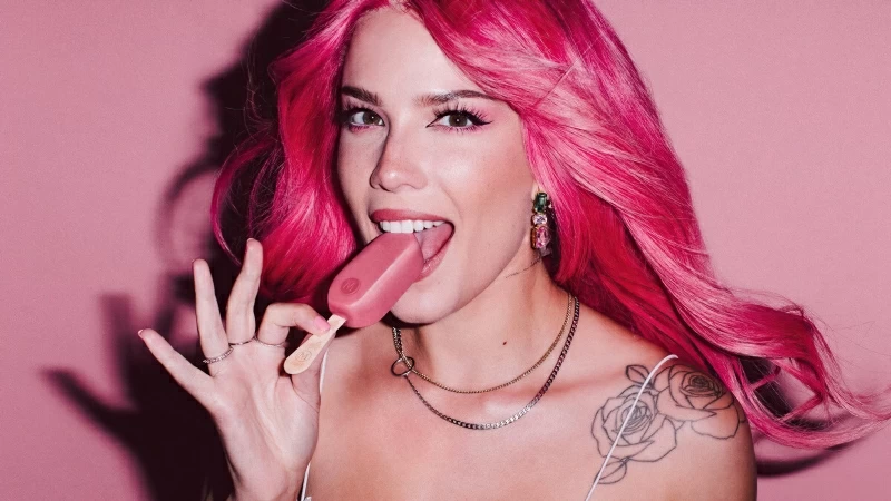 Halsey Magnum Campaign True To Pleasure July 2020 Wallpaper